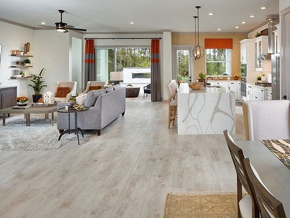 5th image of 239 Park Forest Dr
