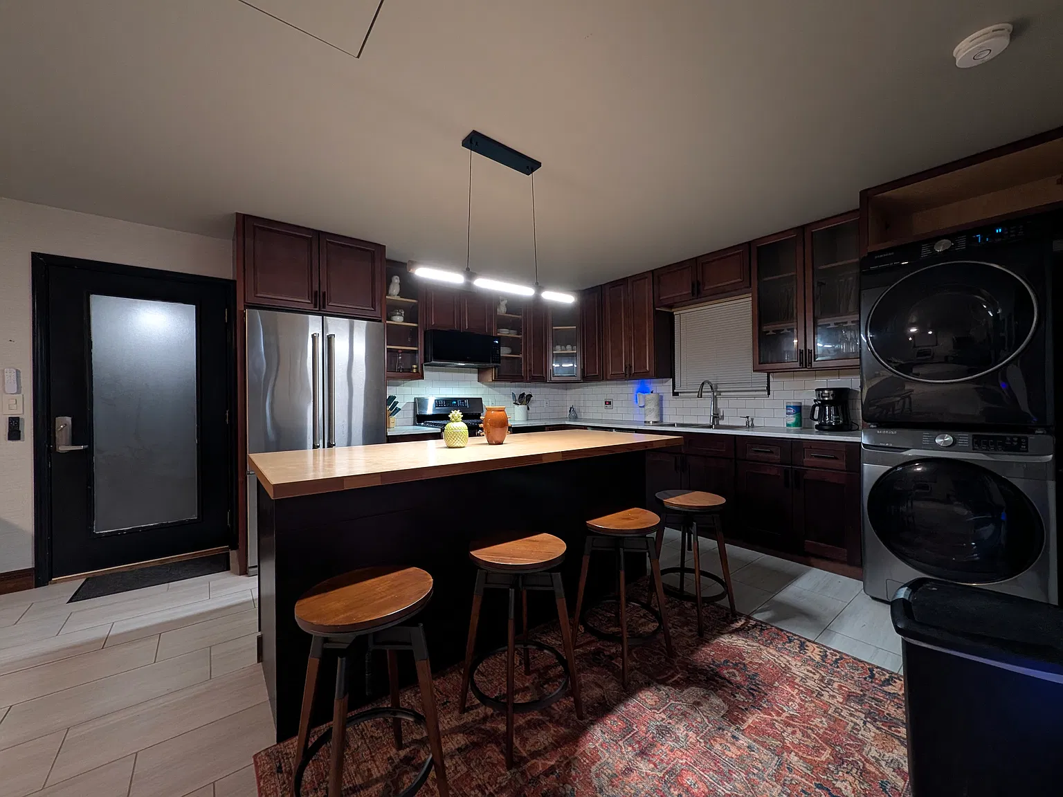 1 bed, 1.5 bath, 728 sqft, $2,000 — Photo 3
