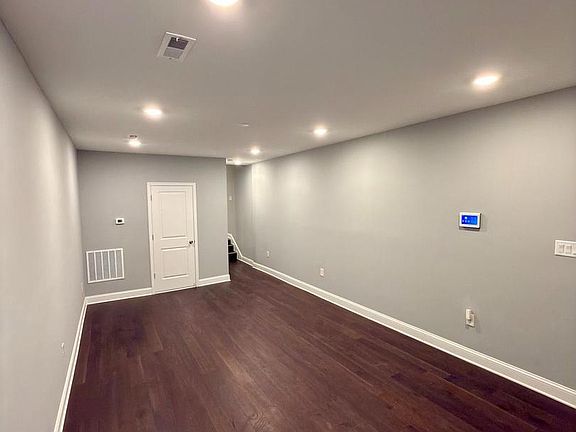 3rd image of 2038 Edmondson Ave