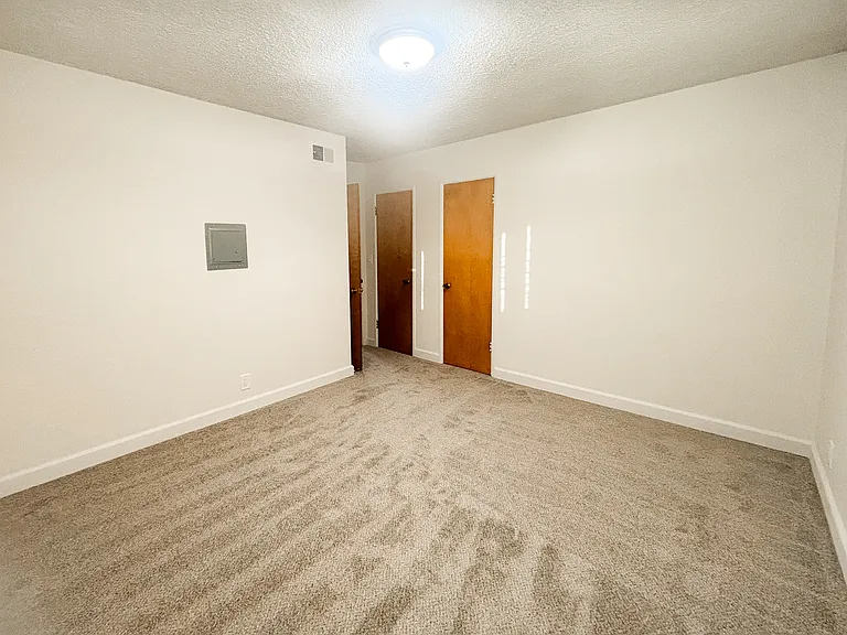 5240 Prosperity Ln — Photo 8
