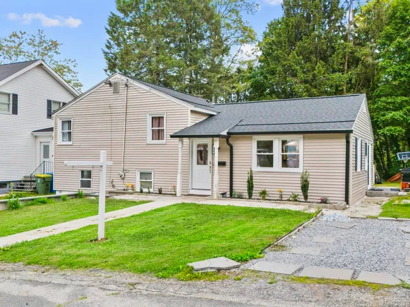 113 Devonwood Drive, Waterbury, CT 06708