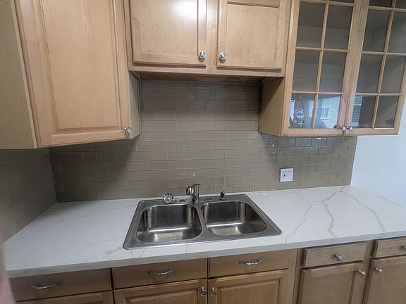 2nd image of 10930 Crenshaw Blvd APT 2