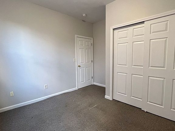5th image of 158-160 Westland St #2E
