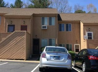 420 Emmett St APT E, Bristol, CT 06010