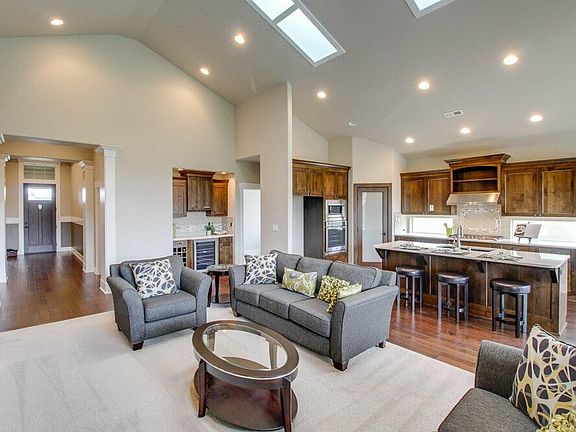 5th image of 20878 SE Sunniberg Ln