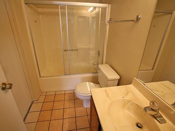 5th image of 8950 W Loma Ln