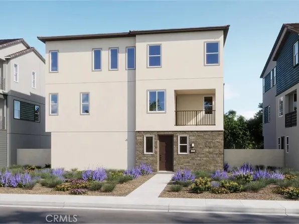 904 Chinon, Irvine, CA 92618