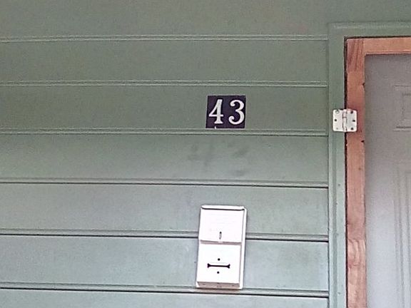 2nd image of 43 Madison St