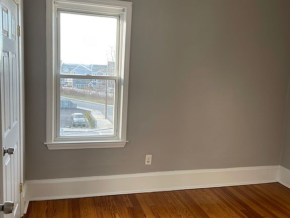 5th image of 43 William St #3