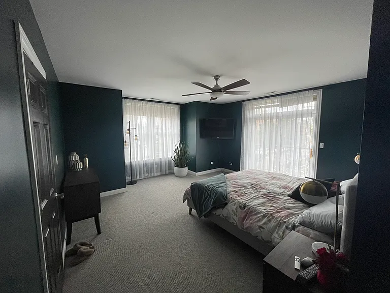 301 S Leavitt St #2N — Photo 6