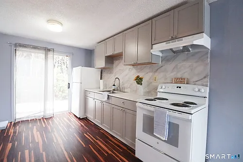 76 Summer St Photo 1