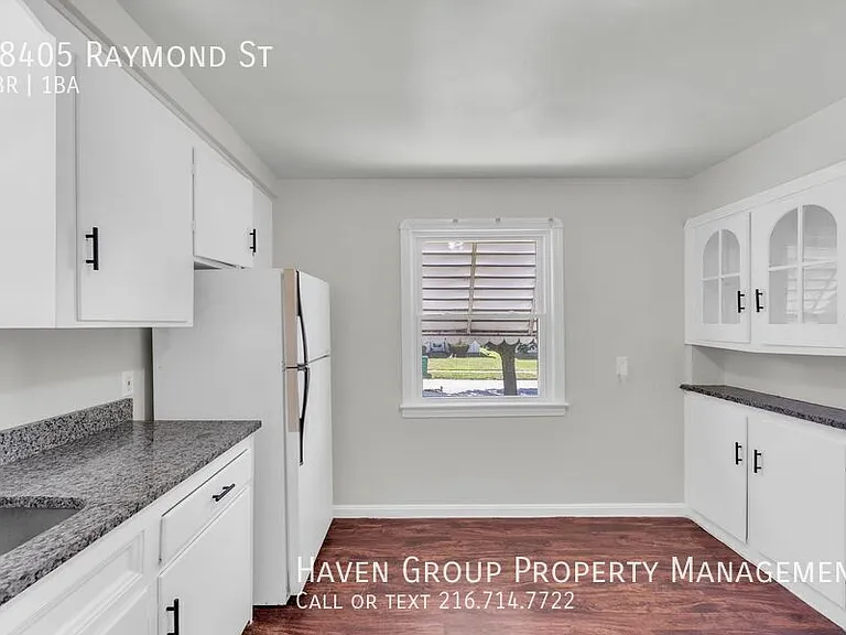 18405 Raymond St — Photo 8