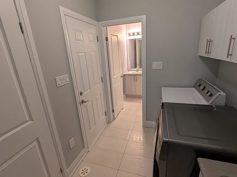 20 Clarington Blvd — Photo 13