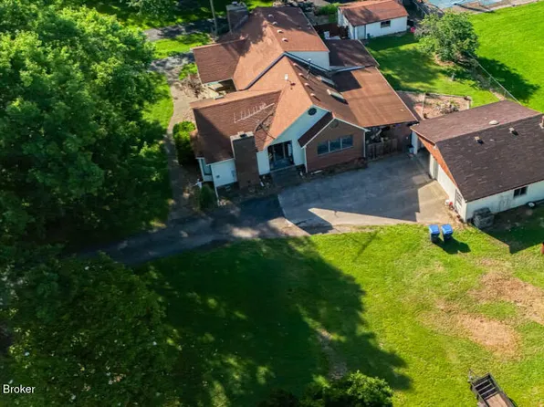 6701 Scenic Trl, Louisville, KY 40272