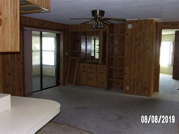 5th image of 2055 S Floral Ave