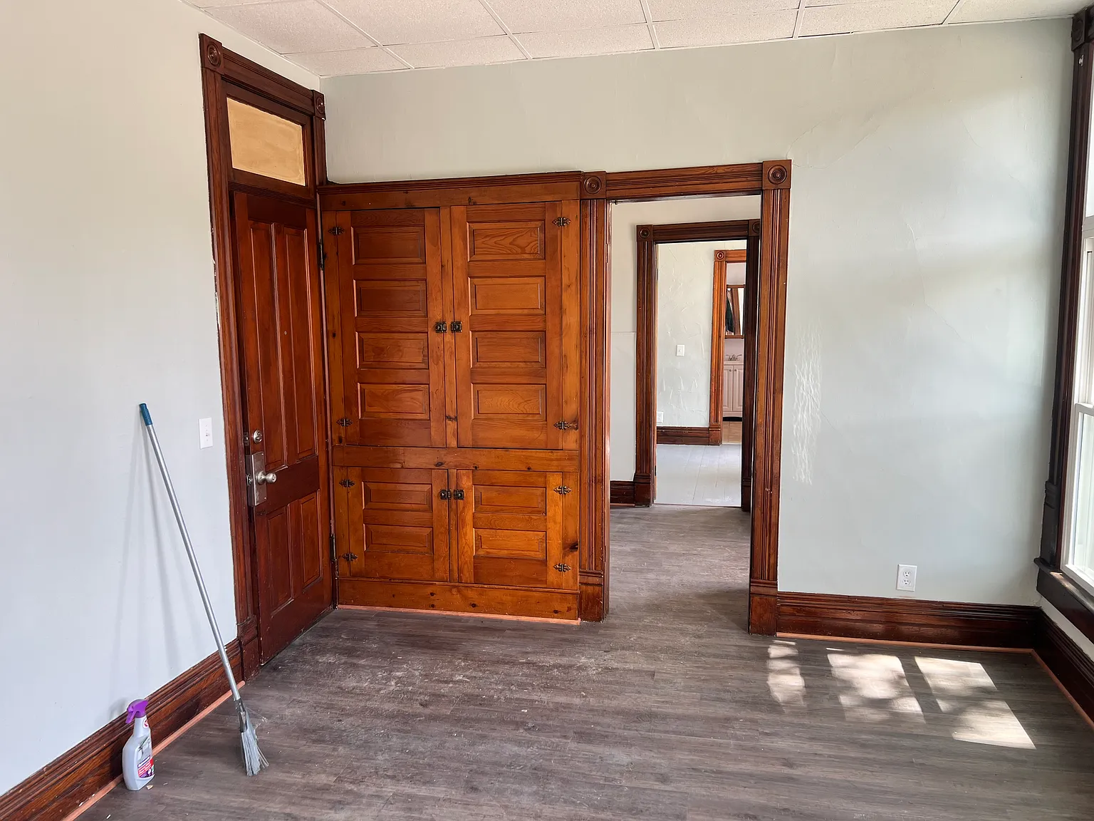 2 bed, 1000 sqft, $975 — Photo 4
