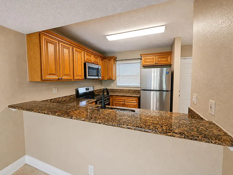 1461 Windorah Way #C — Photo 8