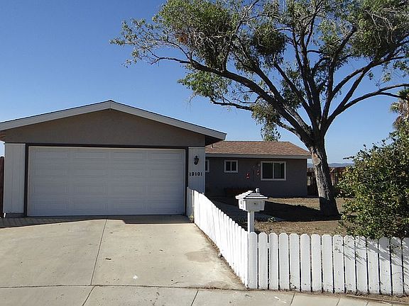 2nd image of 19101 Friendly Valley Pkwy