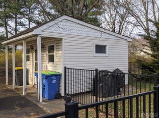 39 Camden Rd, Hillsborough, NJ 08844