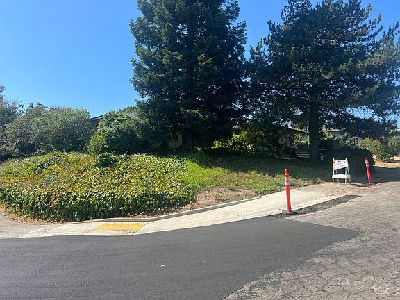 3rd image of 5436 Tiburon Way