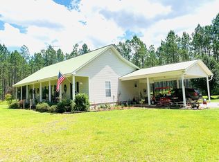 3502 Hopewell Rd, Patterson, GA 31557