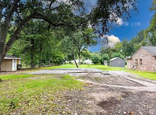 1137 Patricia Dr, Bossier City, LA 71112