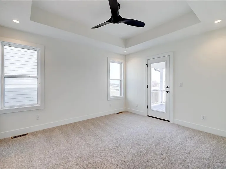 18062 Alpine Dr — Photo 53