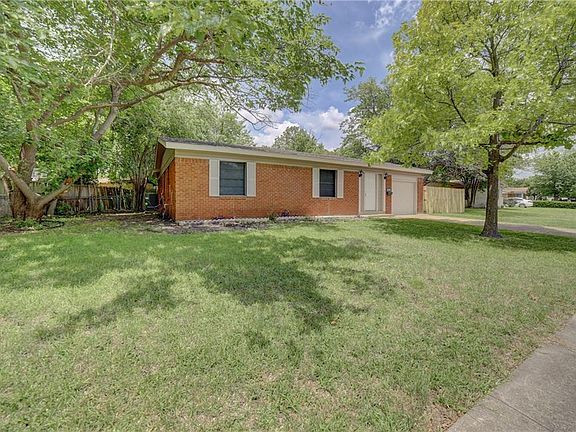 3rd image of 1622 Browning Dr