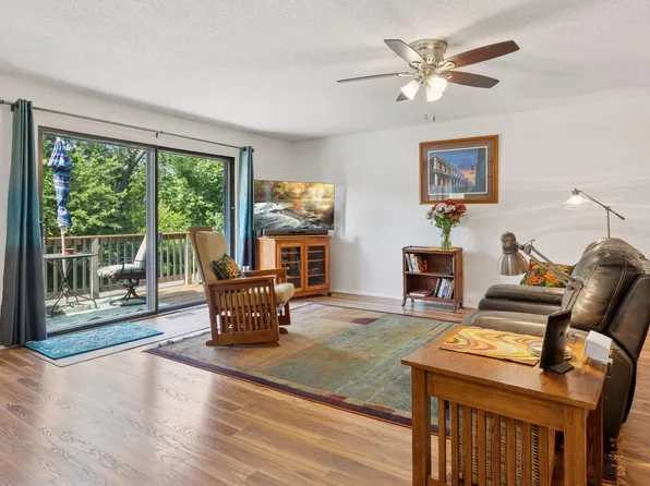 104 30th Ave NW, New Brighton, MN 55112