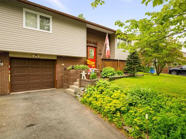 29 Delwood Pl, Cole Harbour, NS B2V 1S4