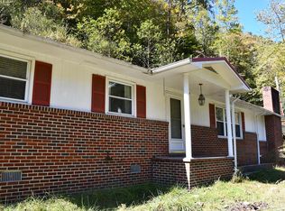 2338 Poplar Creek Rd, Grundy, VA 24614