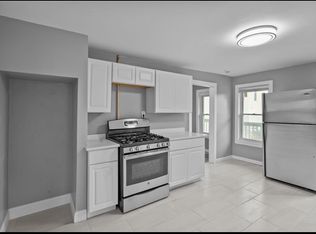 382 River St #1, Woonsocket, RI 02895