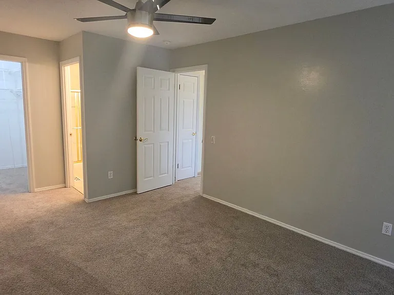 11864 Featherwood Dr — Photo 24