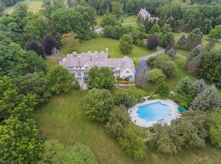 2 Holly Hills Ln, Harding, NJ 07960