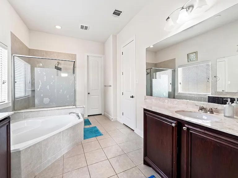 10323 Wedmore Dr — Photo 12