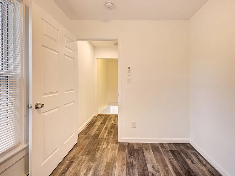 1250 North Ave — Photo 38