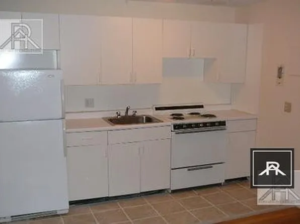 224 Babcock St, Brookline, MA