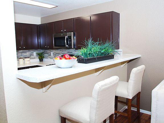 5th image of 5060 W Hacienda Ave APT 1010