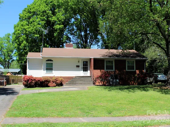 4316 Murrayhill Rd, Charlotte, NC 28209