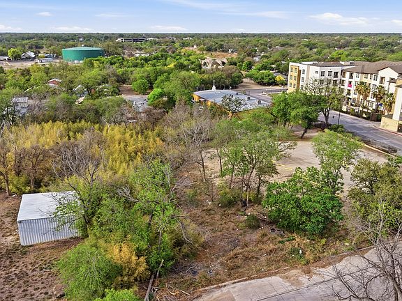 3rd image of 128 McKay Ave LOT 1