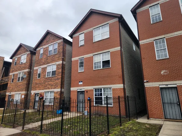 7919 S Phillips Ave, Chicago, IL 60649