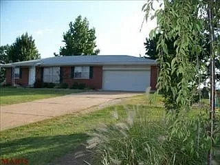 4940 Theiss Rd photo 1