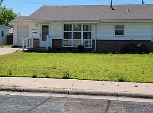 1913 Eisenhower Rd, Hays, KS 67601