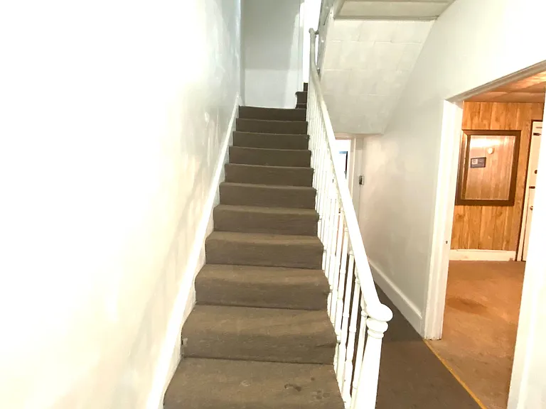 222 S 4th St — Photo 9