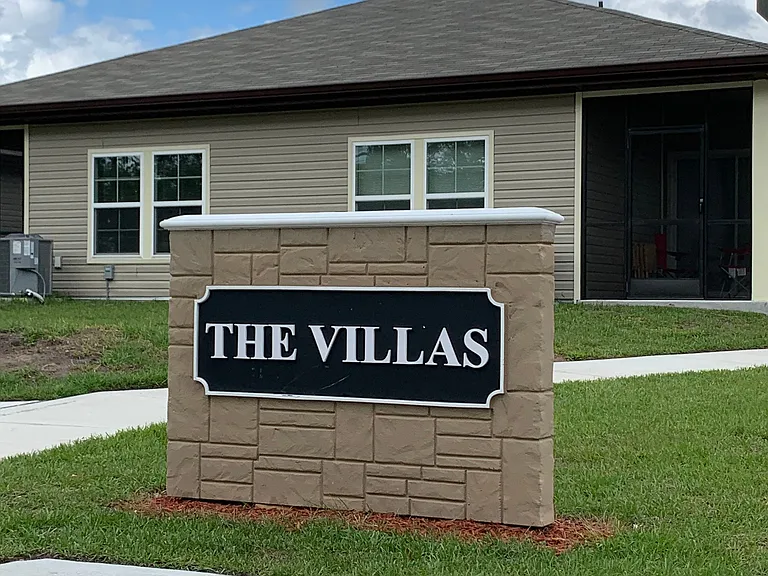 Spring Tree Village Apartments — Photo 27
