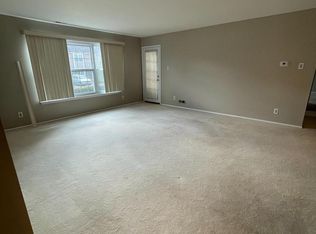 5207 Adelaide Dr #A, Mount Laurel, NJ 08054