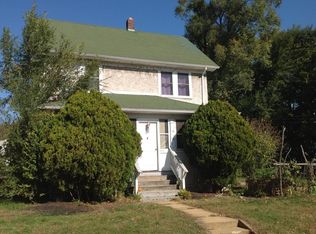 369 Laurel Ave, Lakewood, NJ 08701