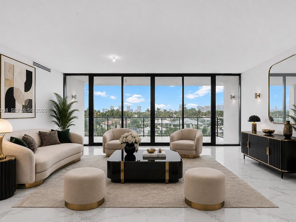 1st image of 160 Isle Of Venice Dr #Penthouse 2