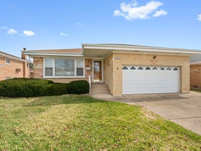 8833 Oleander Ave, Morton Grove, IL, 60053
