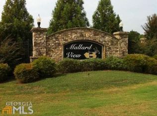 8665 Drake Dr, Lula, GA 30554